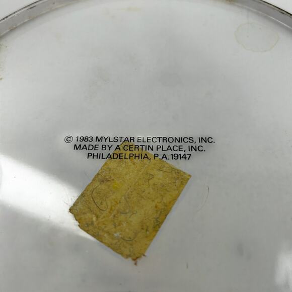 Vintage Q-Bert Trash Bin 1983 Has Upper Edge Dents As Is See Pics - Picture 5 of 9